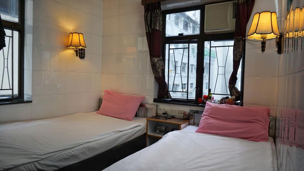 Maple Leaf Guest House Гонконг Екстер'єр фото